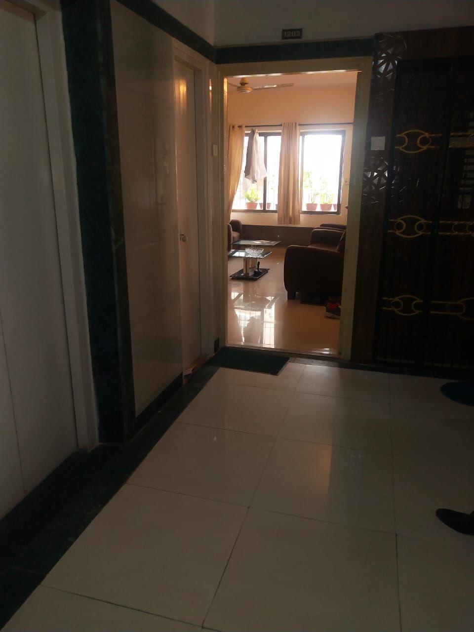 1 BHK 2 Baths Residential Flat for Rent