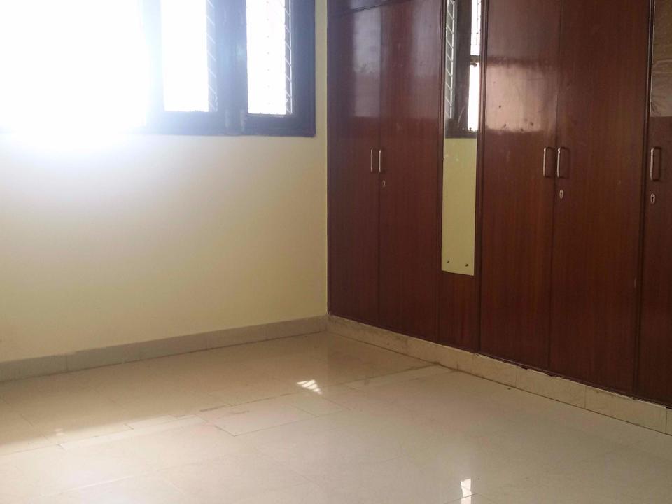 3 Bhk in Sangmitra Apartment sector 4 dwarka