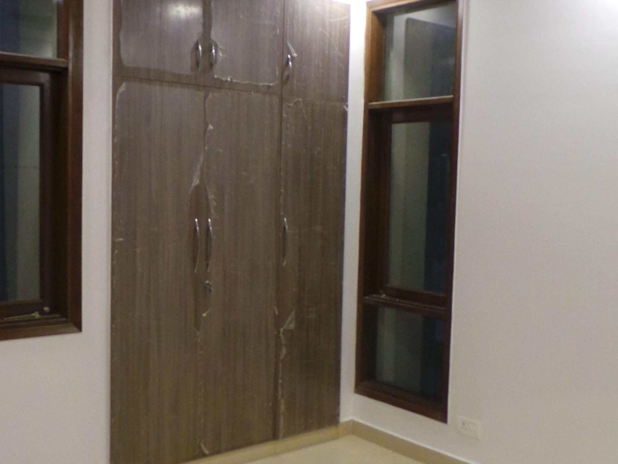 3 BHK 3  Baths Residential Apartment for Sale