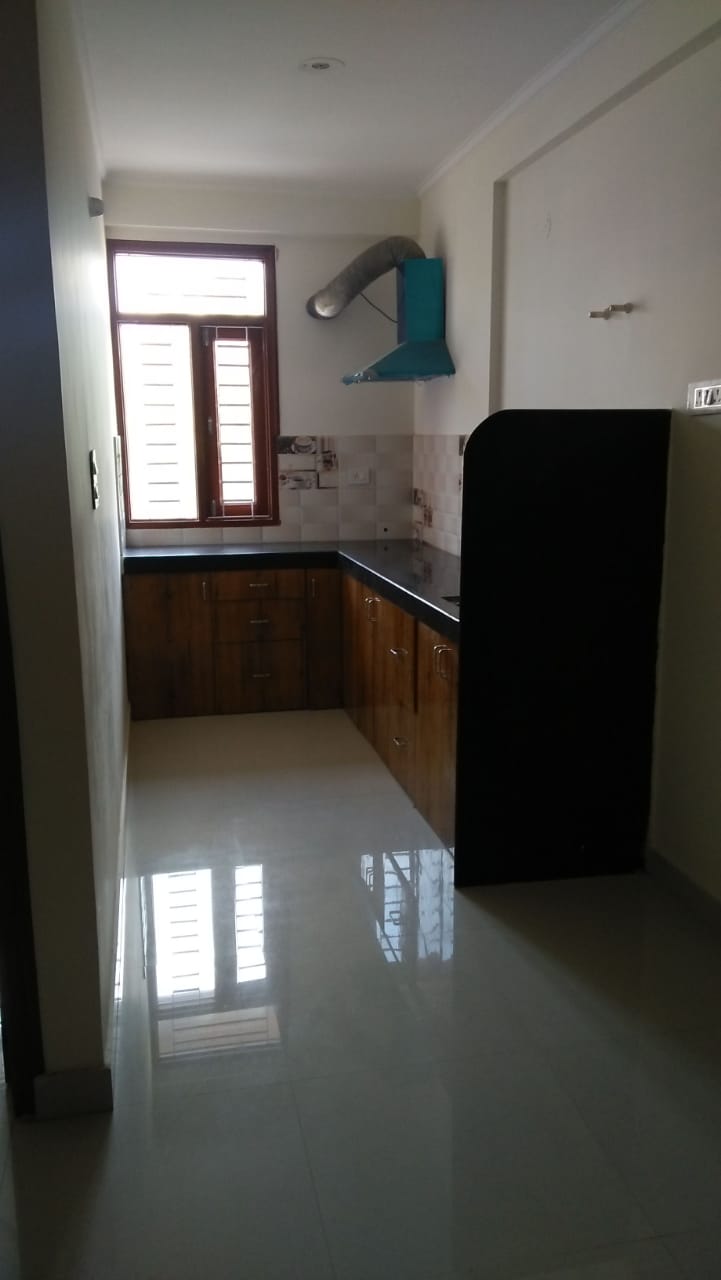 3 BHK 2 Baths Residential Flate for Sale