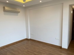 4 BHK Apartment / Flat for sale