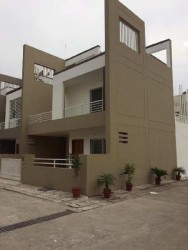 4 BHK Houses/Villas for Sale 