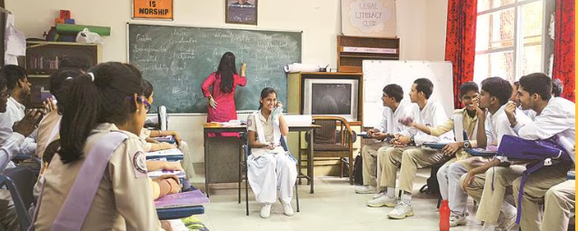 Spoken English Classes Near Tilak Nagar – Speak Fluently & Confidently